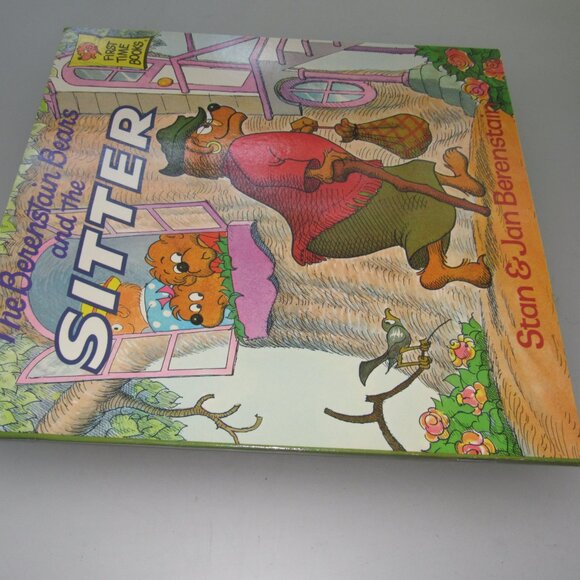 The Berenstain Bears and the SITTER Color Illustrated Paperback Learning to Read - Picture 3 of 3
